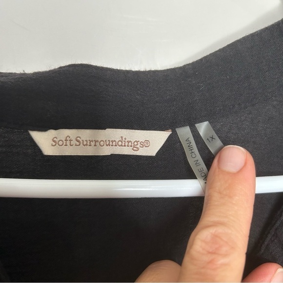 Soft Surroundings Women’s Laser cut Embroidered Boho Shirt Size 1X Black - Picture 2 of 6